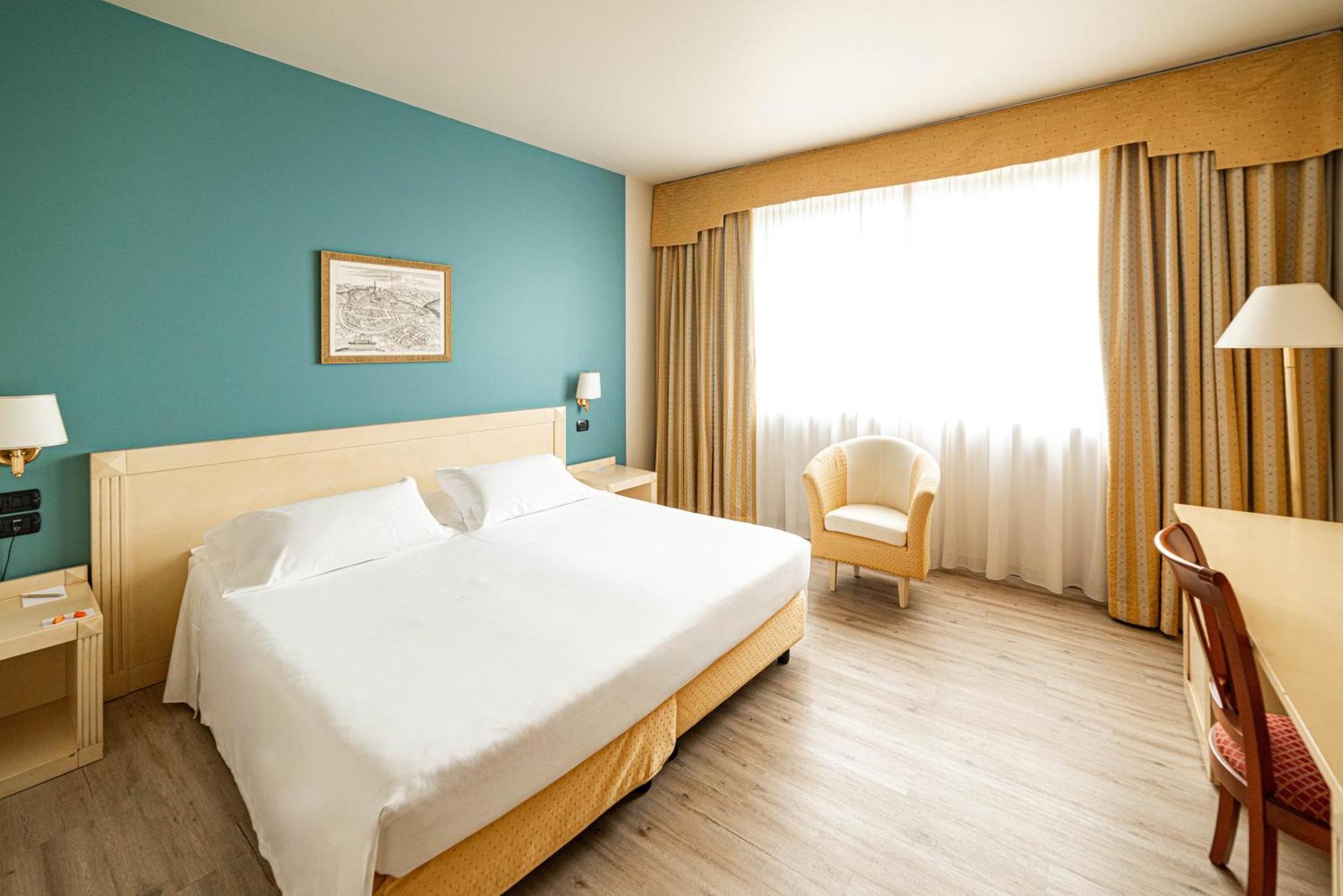 Phi Hotel Cavalieri Bra Extérieur photo